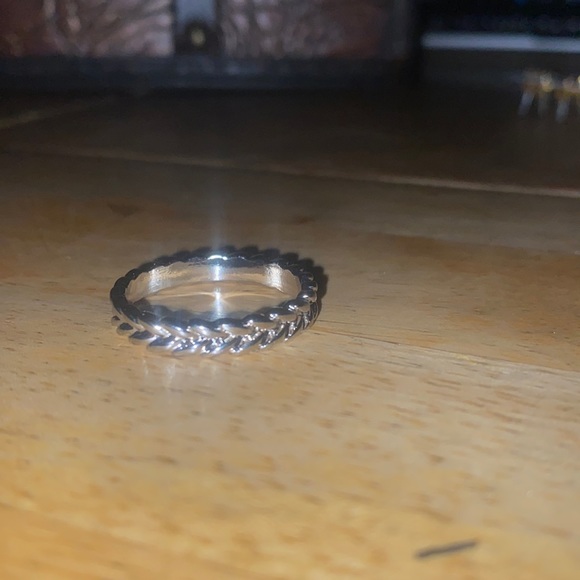 Rings - Picture 5 of 7